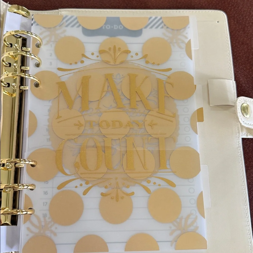 Recollections Cream 6-Ring Planner with Snap Closure